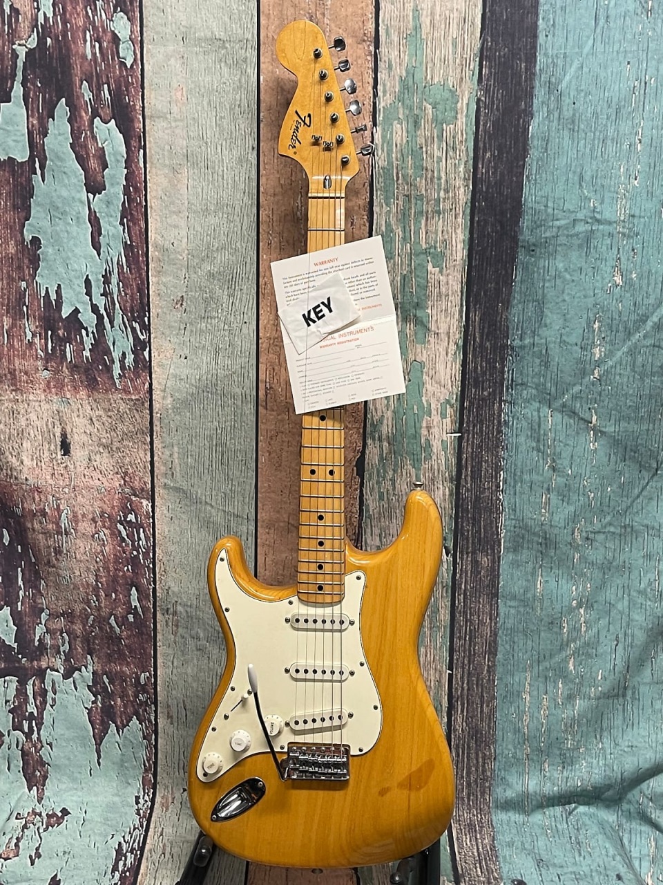 1975 Stratocaster natural lefty